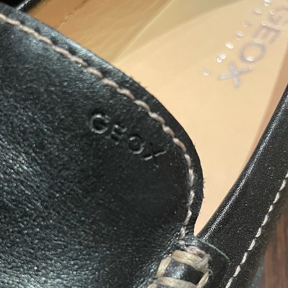 GEOX LEATHER LOAFERS - Picture 2 of 4